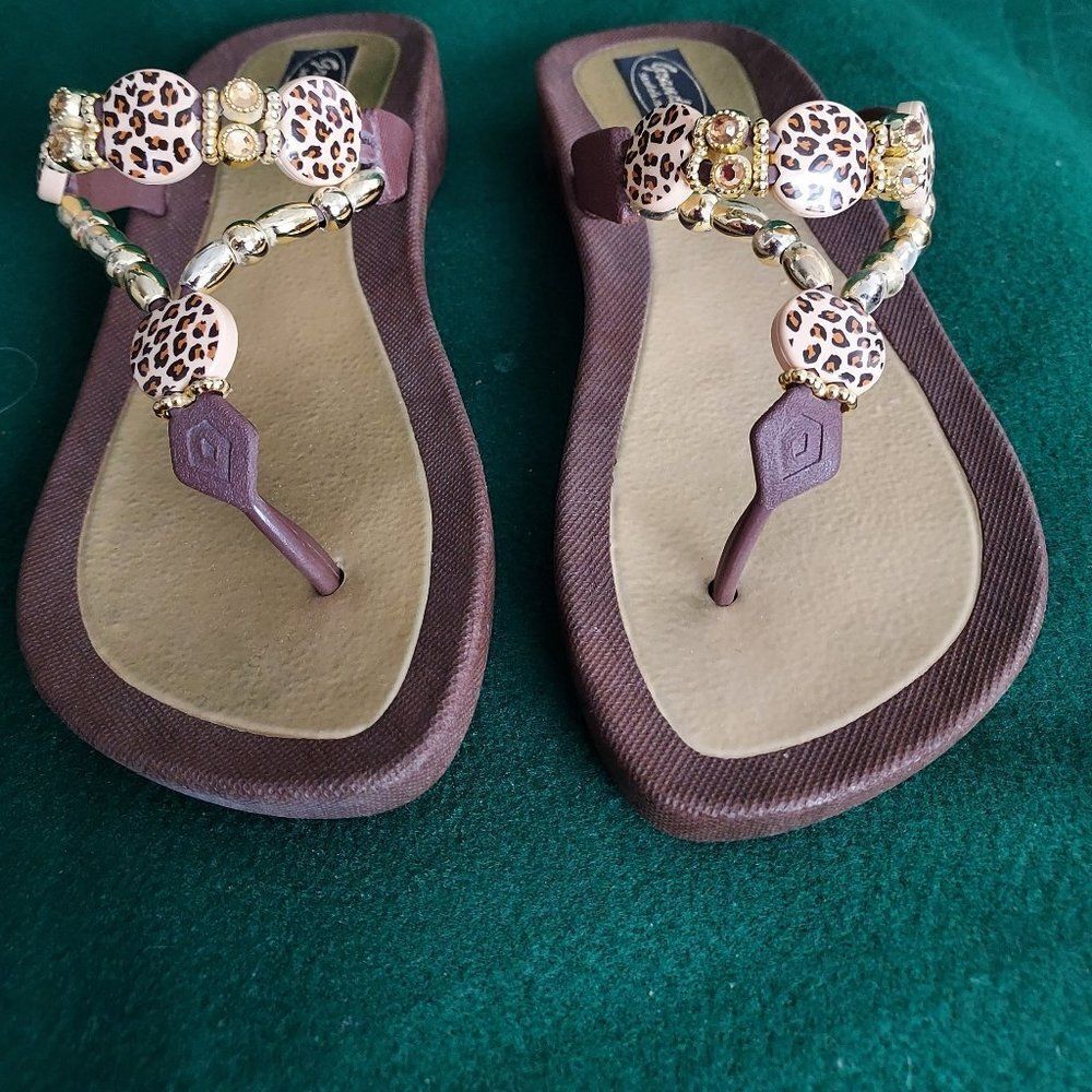 - Grandco sandals . com EX COND NEW  7